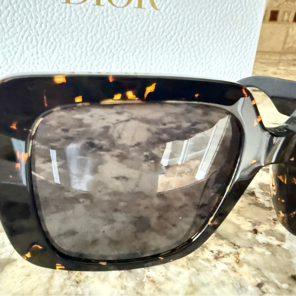 Wildior S3U 55MM Tortoise Geometric Sunglasses - Picture 10 of 10